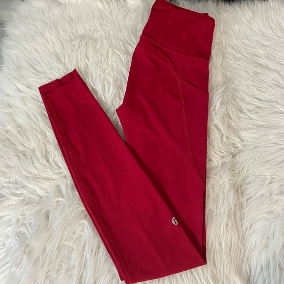 **SOLD** Lululemon Size2 Fast&Free Tight 28” Dark Red EUC - Picture 6 of 9